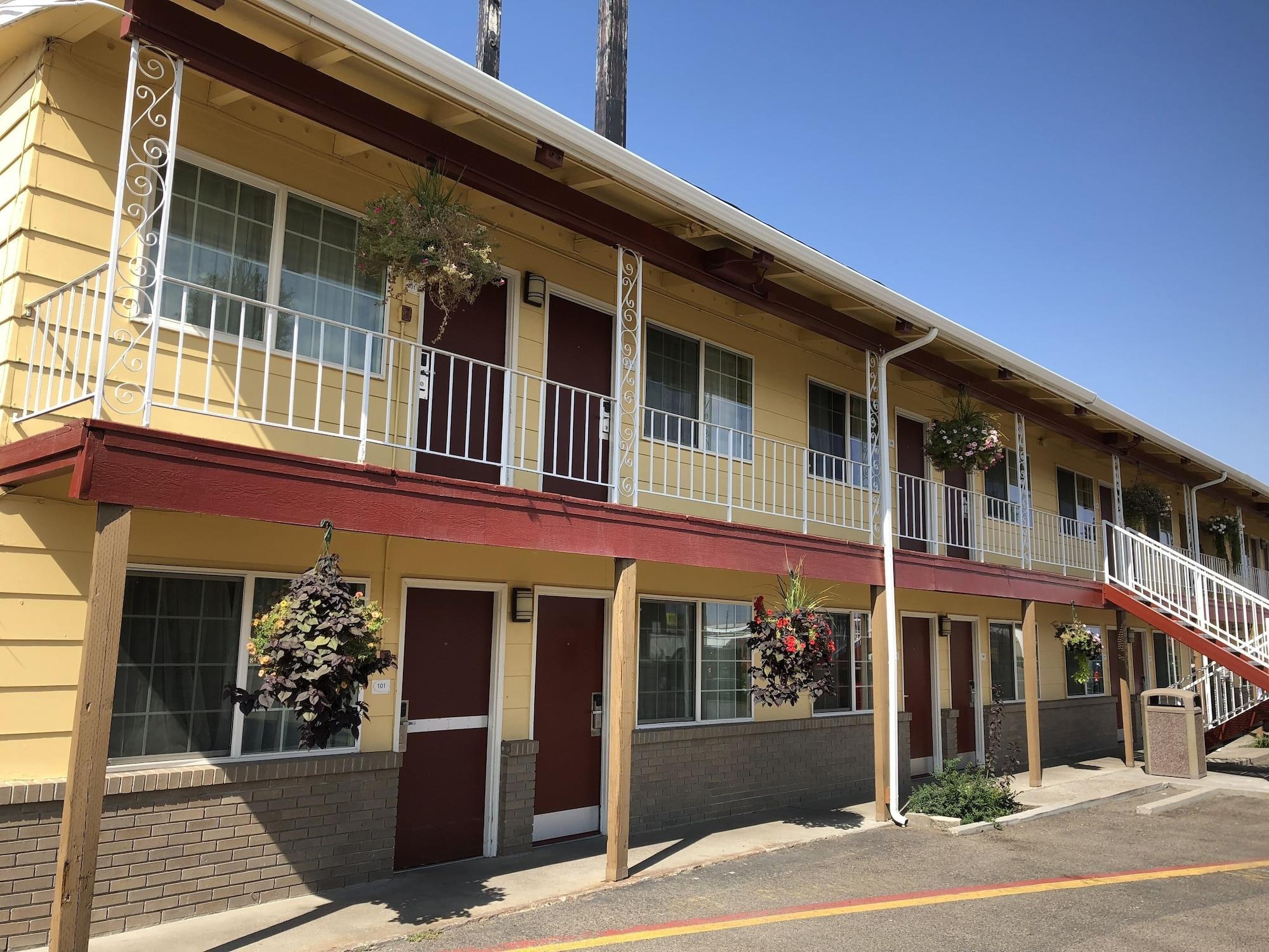 ซูเปอร์ 8 บาย วินด์แฮม ออนแทรีโอ Motel ออนตาริโอ ภายนอก รูปภาพ