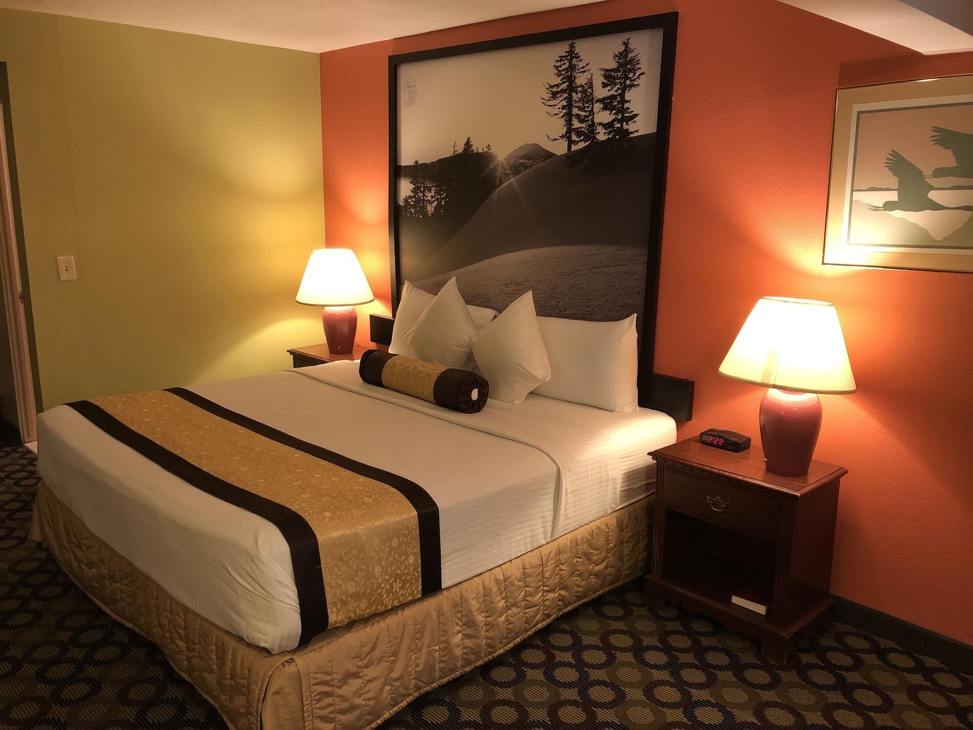 ซูเปอร์ 8 บาย วินด์แฮม ออนแทรีโอ Motel ออนตาริโอ ภายนอก รูปภาพ