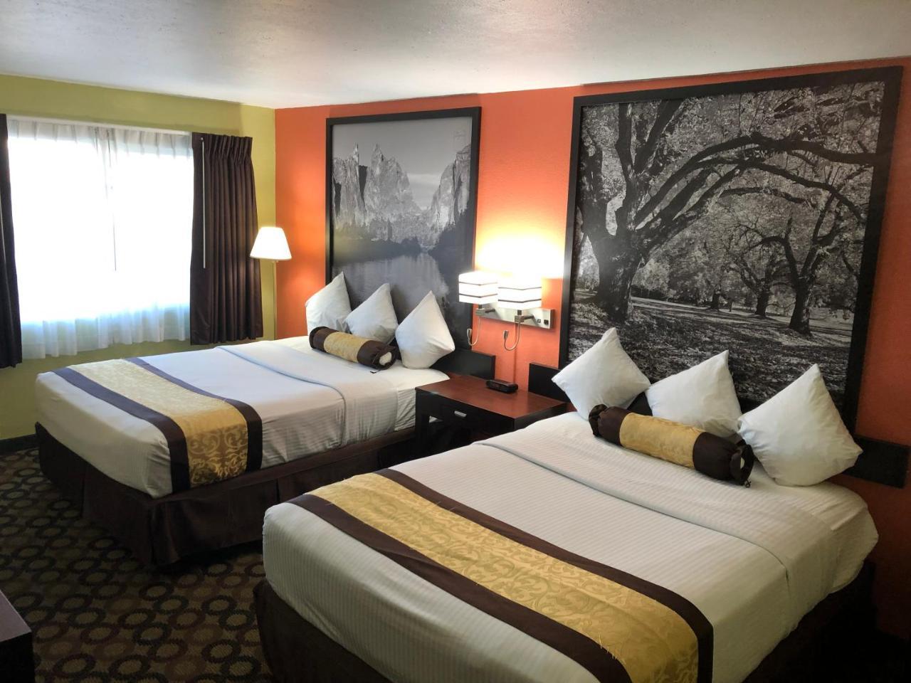 ซูเปอร์ 8 บาย วินด์แฮม ออนแทรีโอ Motel ออนตาริโอ ภายนอก รูปภาพ